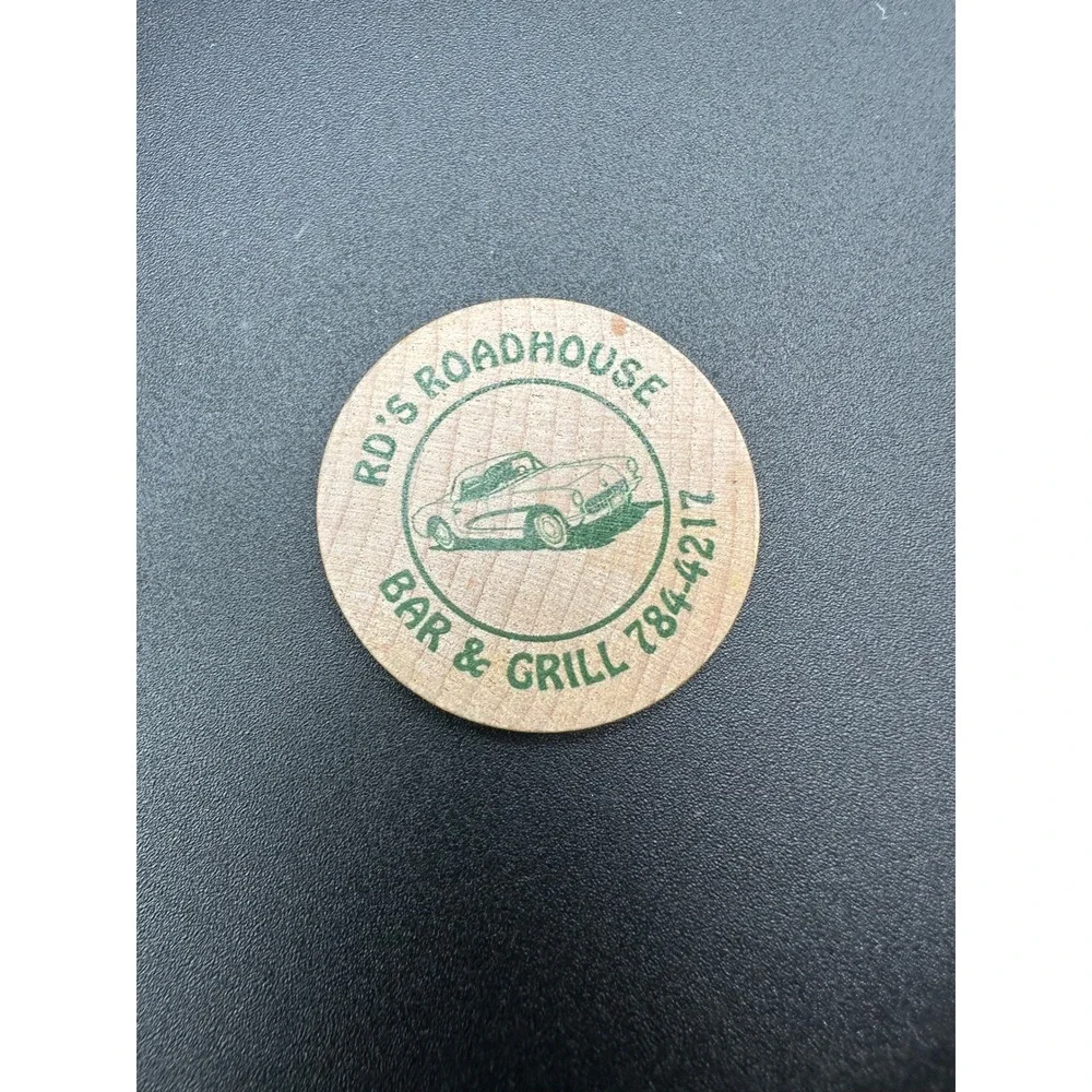 Vintage RD's Roadhouse Bar & Grill Wooden Token Good For‎ One Bottom Shelf Drink